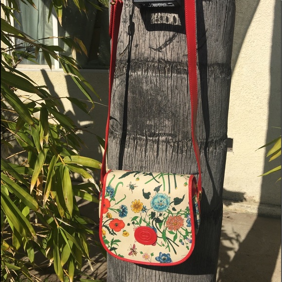 Gucci vintage floribundas print - Picture 6 of 8